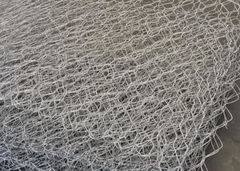 ПВХ покрытые габионные коробки шестиугольная проволочная сетка идеально подходит для борьбы с эрозией и декоративных ландшафтов