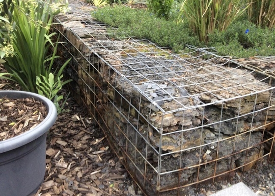 Зеленый Pvc покрыл корзины Gabion подпорной стенки прямоугольника как украшение сада