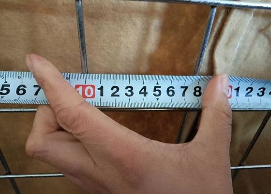 Военный барьер  с 4,0 мм 5,0 мм проволочной сеткой горячее погружение оцинкованной отделки Экономическая стоимость