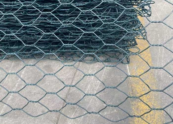 PVC покрыл гальванизированное Gabion цепляет шестиугольные 60x80mm для гражданского строительства