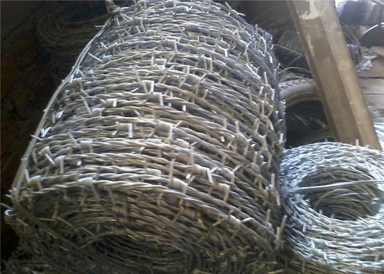 Военный покрытый цинк колючей проволоки 20g бритвы концертины 50kg